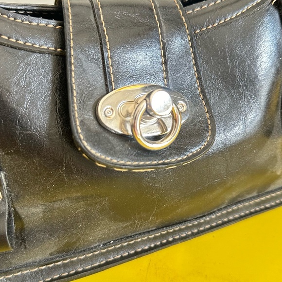 Mondani NYC Black Faux Leather Shoulder Bag - Picture 8 of 8